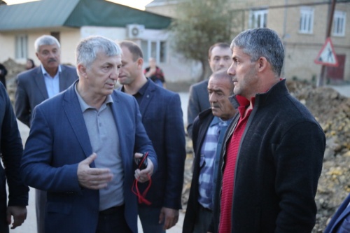 Хизри Абакаров проинспектировал улицы города